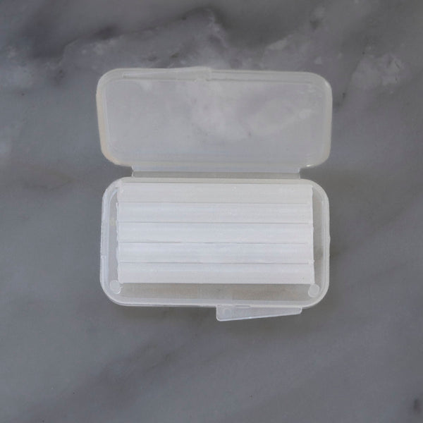 Orthodontic Relief Wax for Braces (3 cases)
